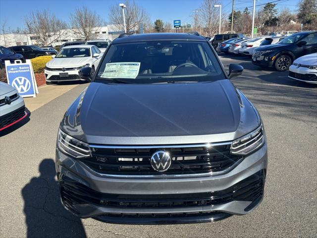 new 2024 Volkswagen Tiguan car, priced at $35,890