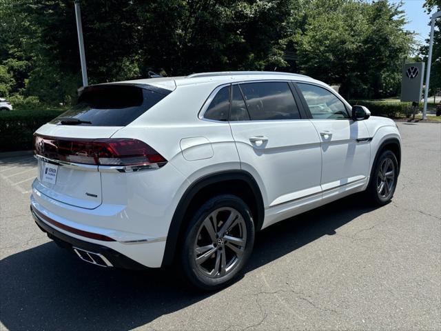 new 2024 Volkswagen Atlas Cross Sport car, priced at $49,514