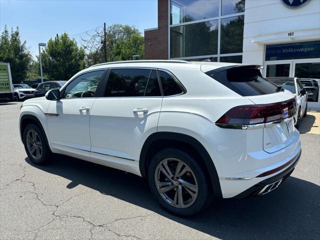 new 2024 Volkswagen Atlas Cross Sport car, priced at $49,514