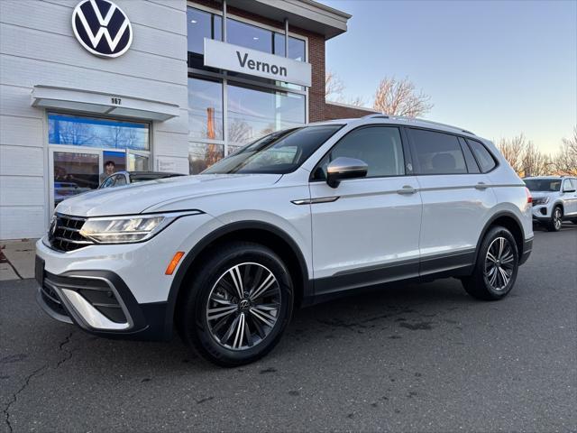 new 2024 Volkswagen Tiguan car, priced at $33,451