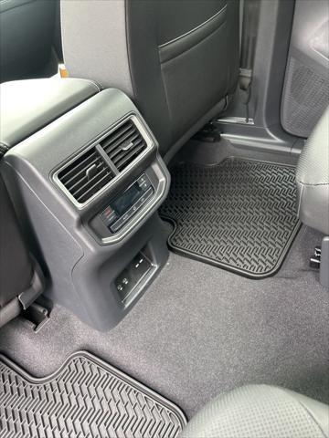 new 2025 Volkswagen Atlas car, priced at $46,748