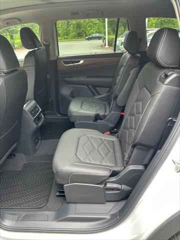 new 2025 Volkswagen Atlas car, priced at $46,748