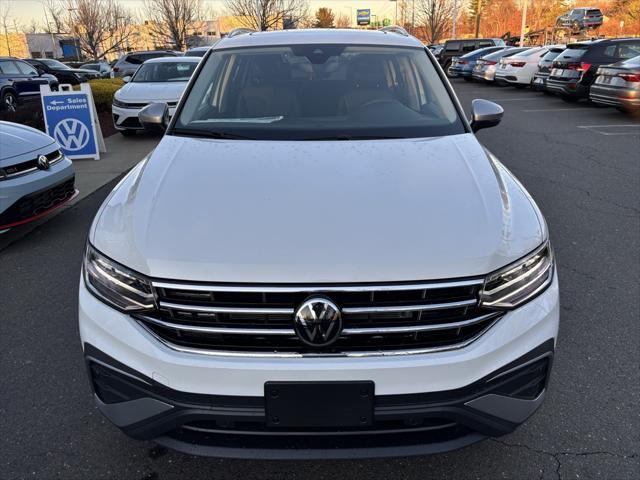 new 2024 Volkswagen Tiguan car, priced at $33,451