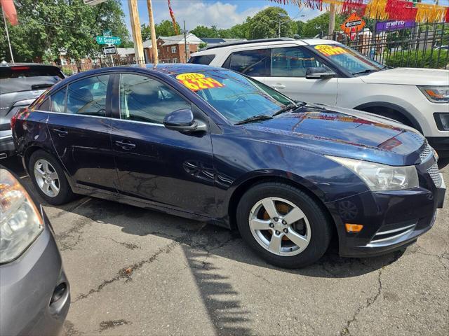 used 2014 Chevrolet Cruze car, priced at $6,299