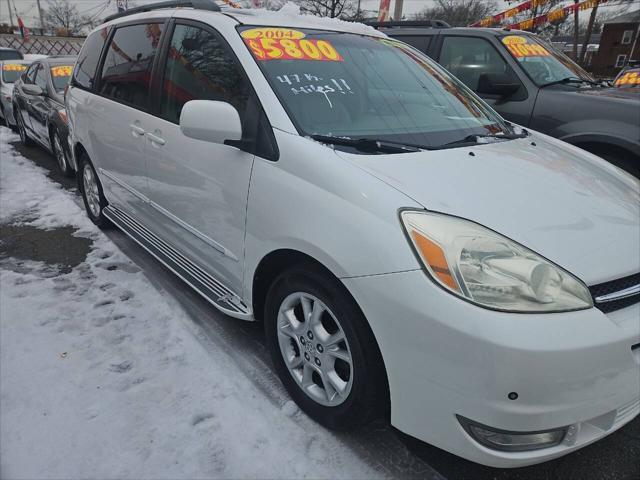 used 2004 Toyota Sienna car, priced at $5,800