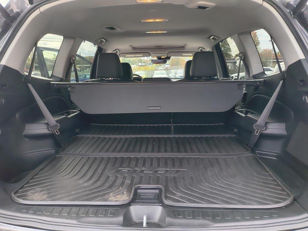 used 2022 Honda Pilot car, priced at $31,399