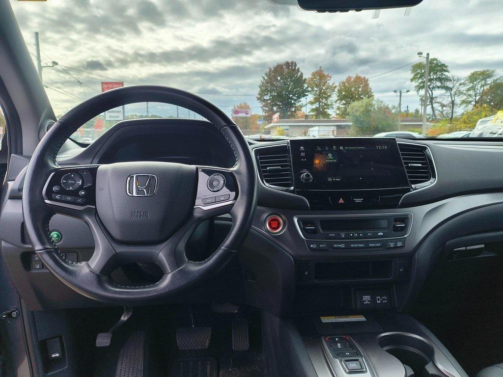 used 2022 Honda Pilot car, priced at $31,399