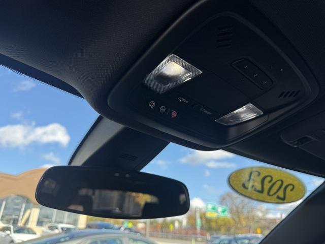 used 2023 Chevrolet Traverse car, priced at $28,850