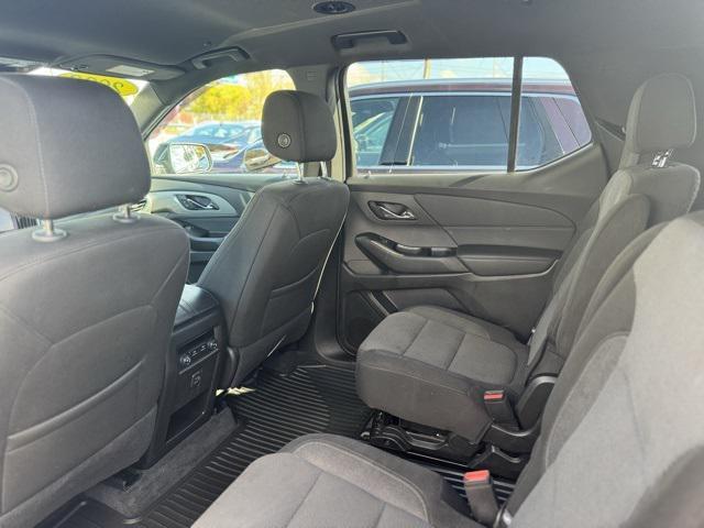 used 2023 Chevrolet Traverse car, priced at $28,850