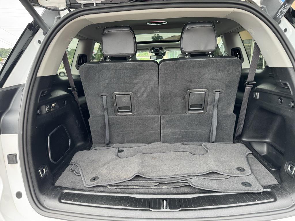 used 2022 Jeep Grand Cherokee L car, priced at $33,074