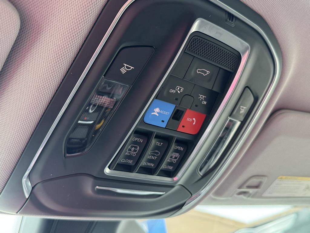 used 2022 Jeep Grand Cherokee L car, priced at $33,074