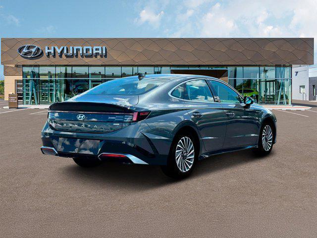 new 2025 Hyundai Sonata Hybrid car, priced at $31,130