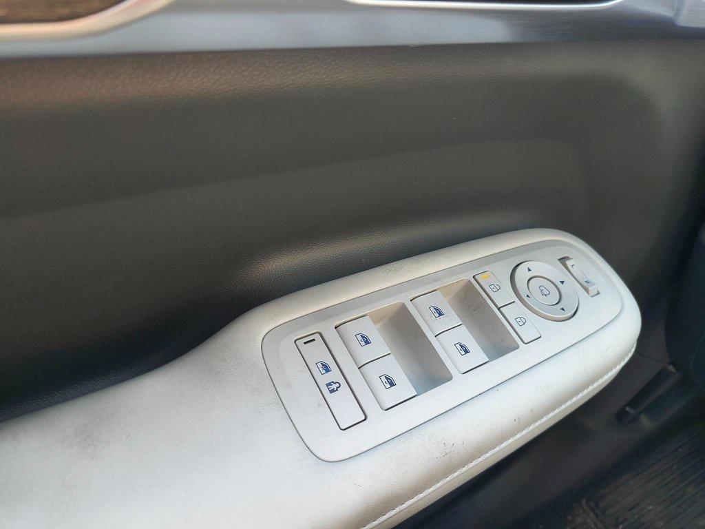 used 2024 Hyundai SANTA FE HEV car, priced at $40,661