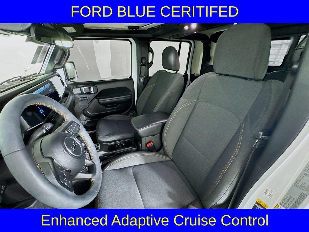used 2024 Jeep Gladiator car, priced at $38,266