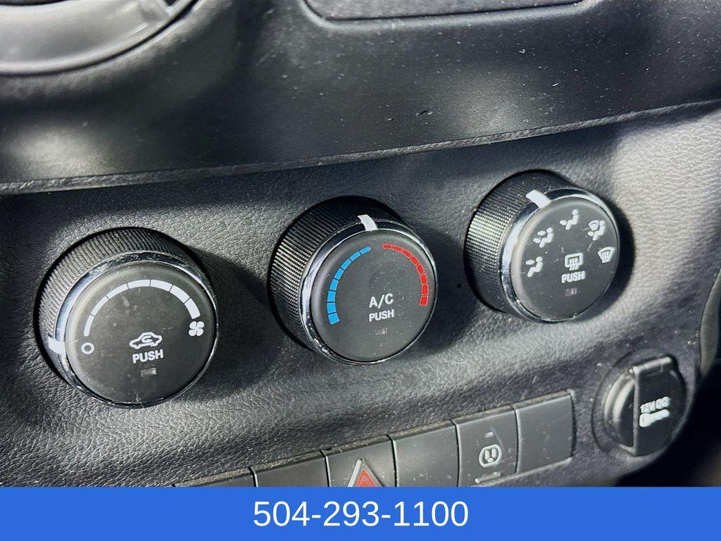 used 2015 Jeep Wrangler Unlimited car, priced at $17,300