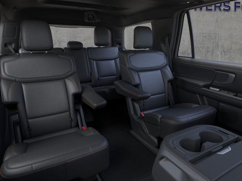 new 2025 Ford Expedition car, priced at $85,520