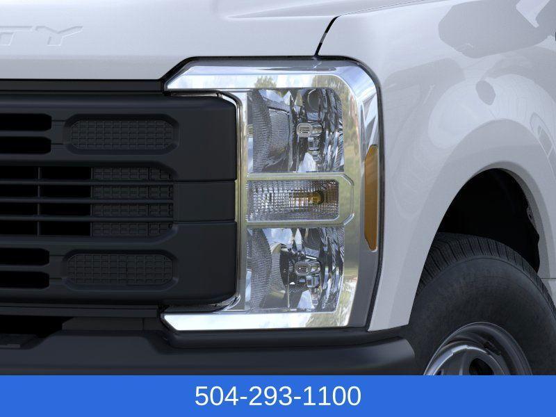 new 2025 Ford F-250 car, priced at $44,540