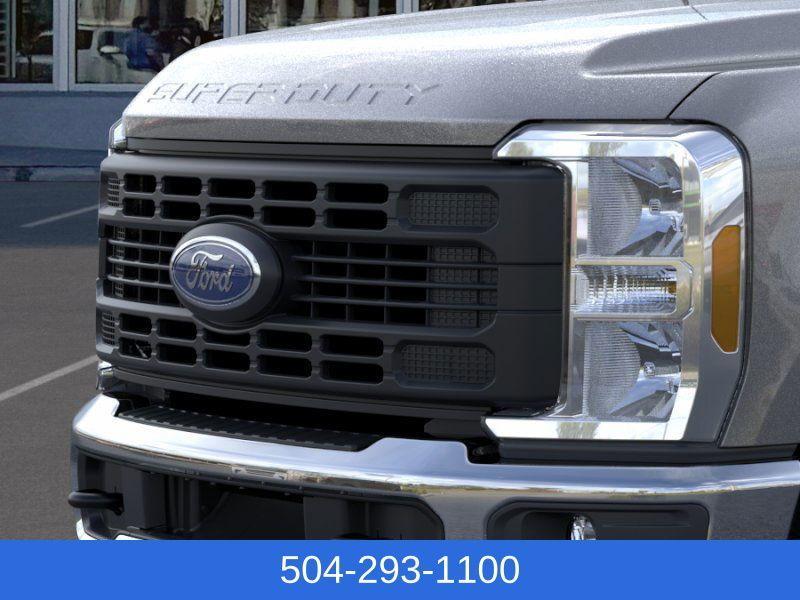 new 2025 Ford F-250 car, priced at $43,904