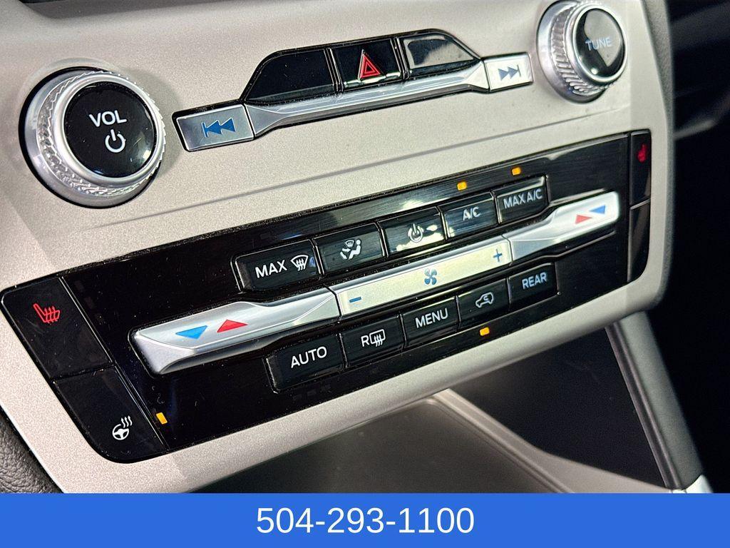used 2023 Ford Explorer car, priced at $25,877