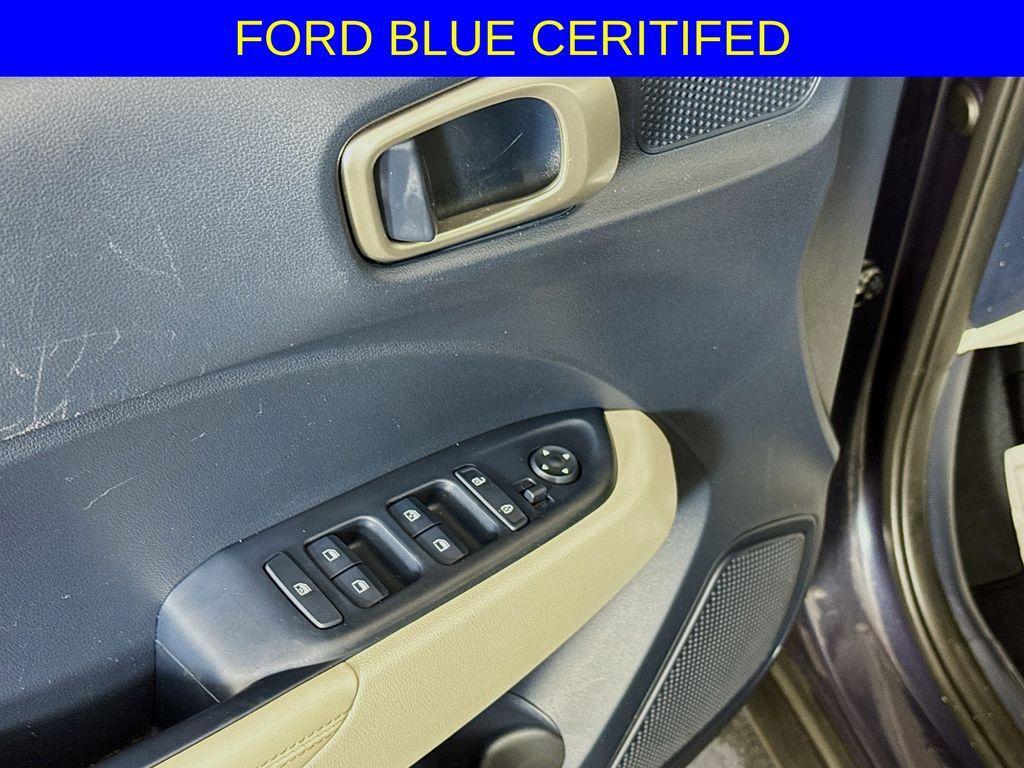 used 2023 Hyundai Venue car, priced at $18,899
