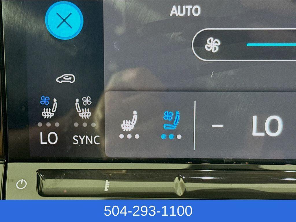 used 2024 Volkswagen Atlas car, priced at $31,680