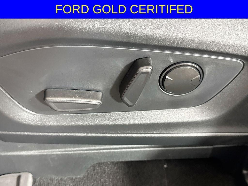 used 2024 Ford Explorer car, priced at $35,000