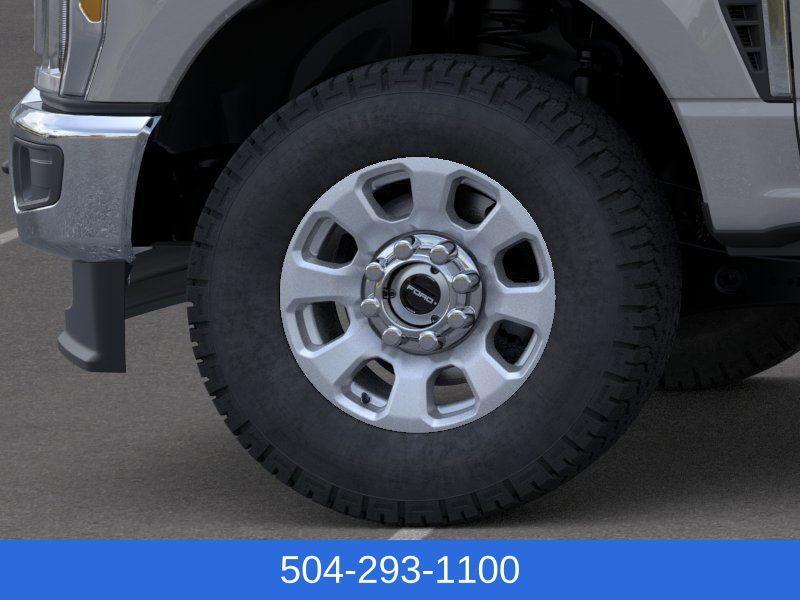 new 2025 Ford F-250 car, priced at $65,320