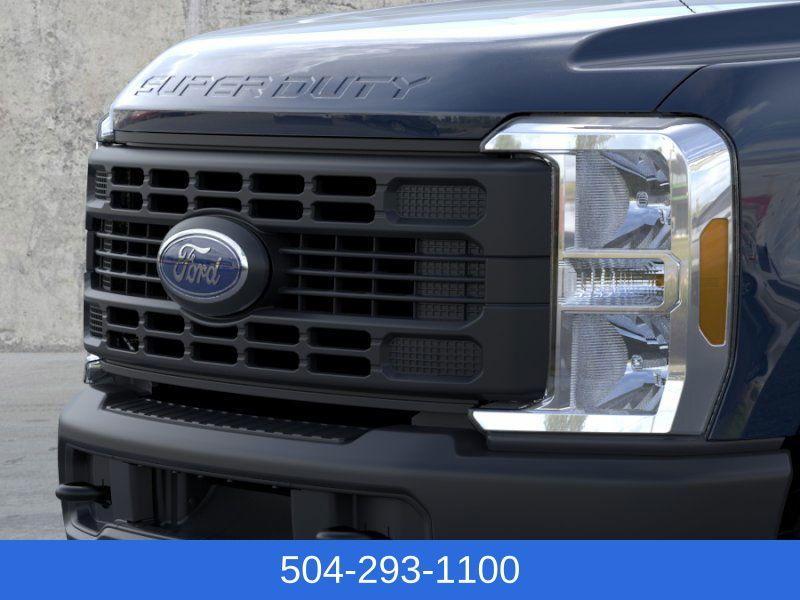 new 2025 Ford F-250 car, priced at $65,370