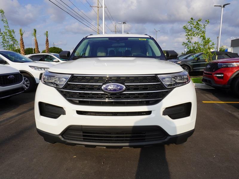 new 2024 Ford Explorer car, priced at $37,715