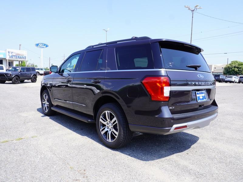 new 2024 Ford Expedition car, priced at $61,172