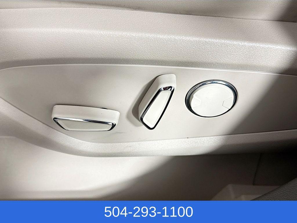 used 2021 Lincoln Nautilus car, priced at $24,455