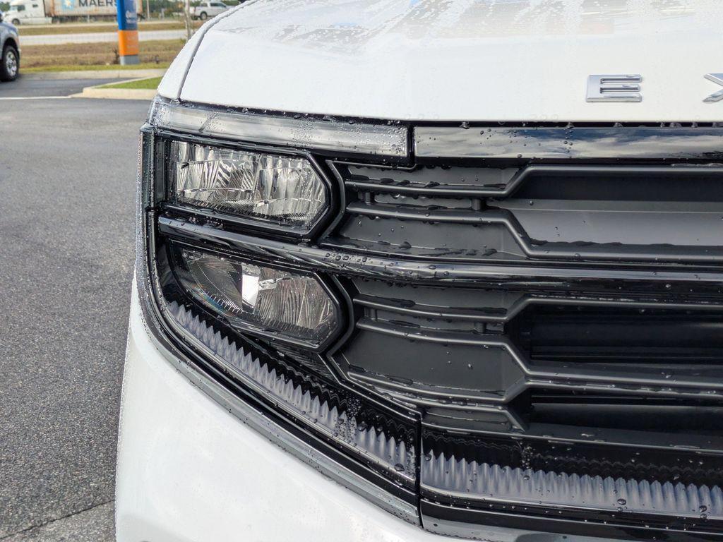 new 2025 Ford Expedition car, priced at $67,745