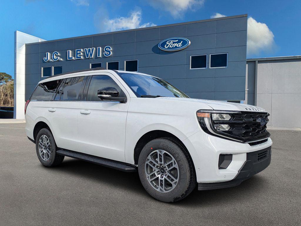 new 2025 Ford Expedition car, priced at $67,745