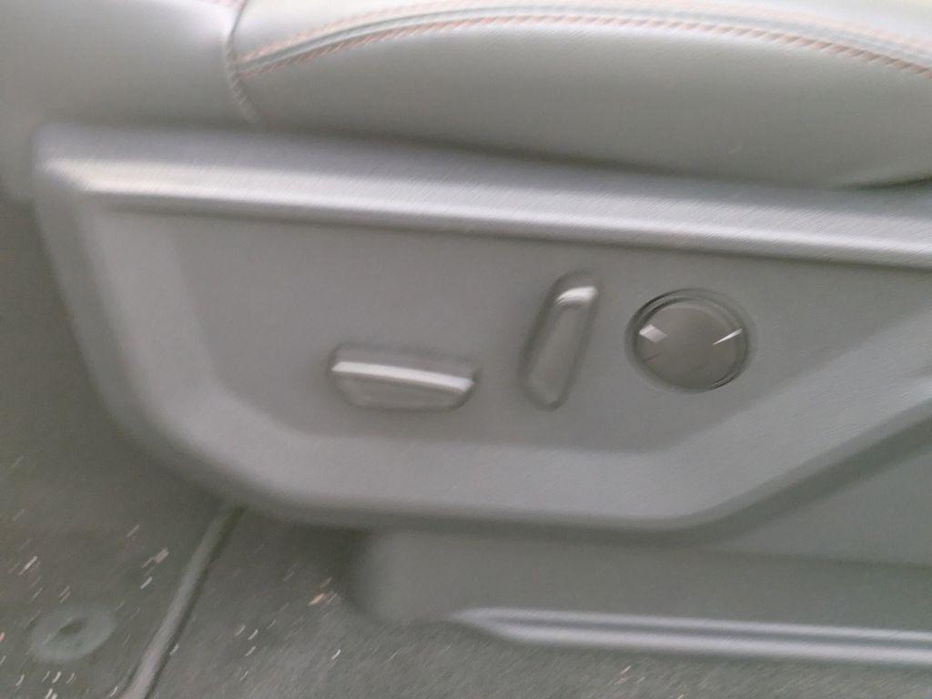 new 2025 Ford Expedition car, priced at $67,745