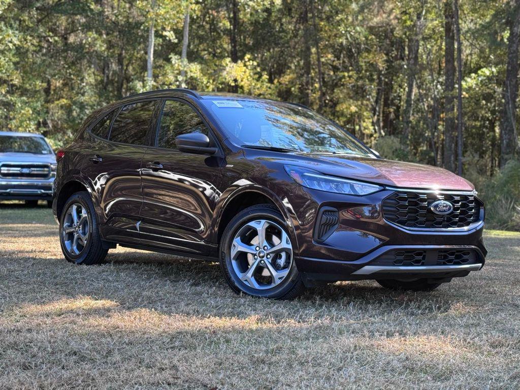 used 2023 Ford Escape car, priced at $22,500