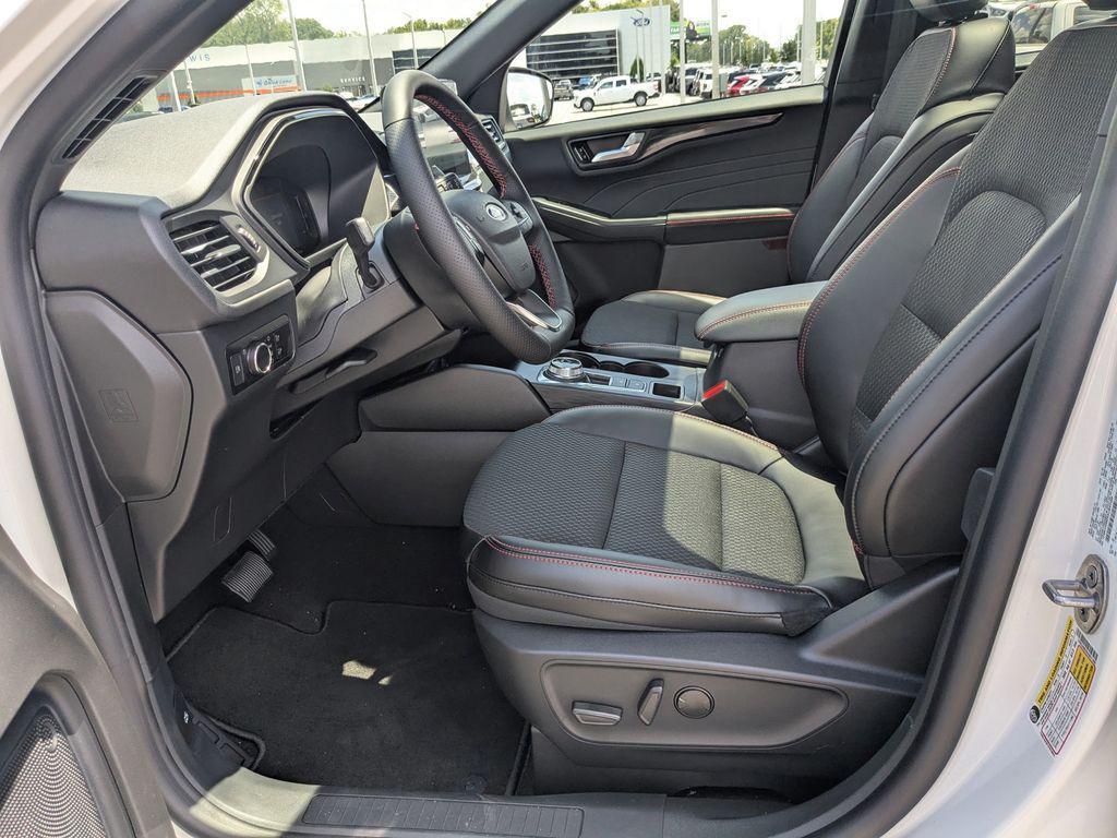 new 2025 Ford Escape car, priced at $32,908