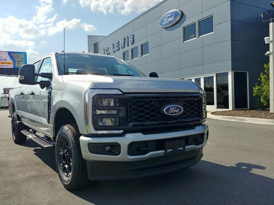 new 2024 Ford F-250 car, priced at $63,200