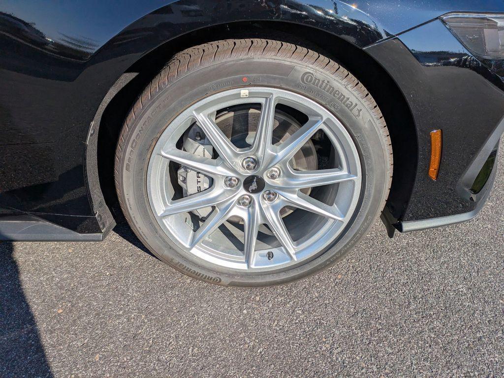new 2025 Ford Mustang car, priced at $51,921