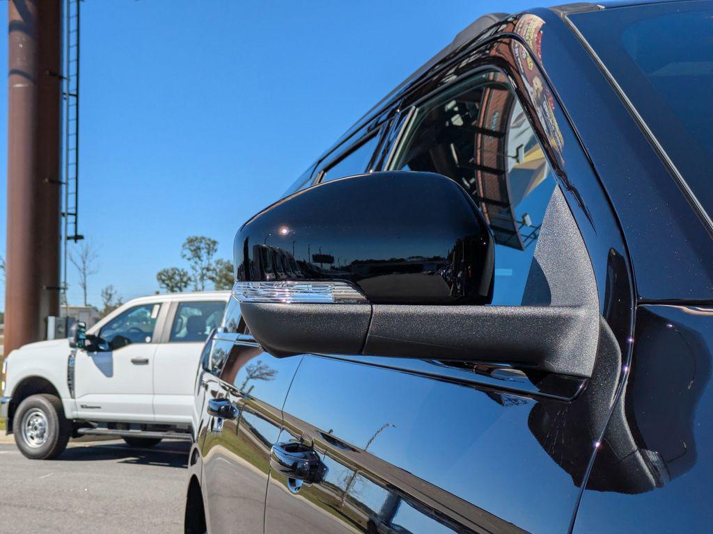 new 2025 Ford Expedition car, priced at $82,776