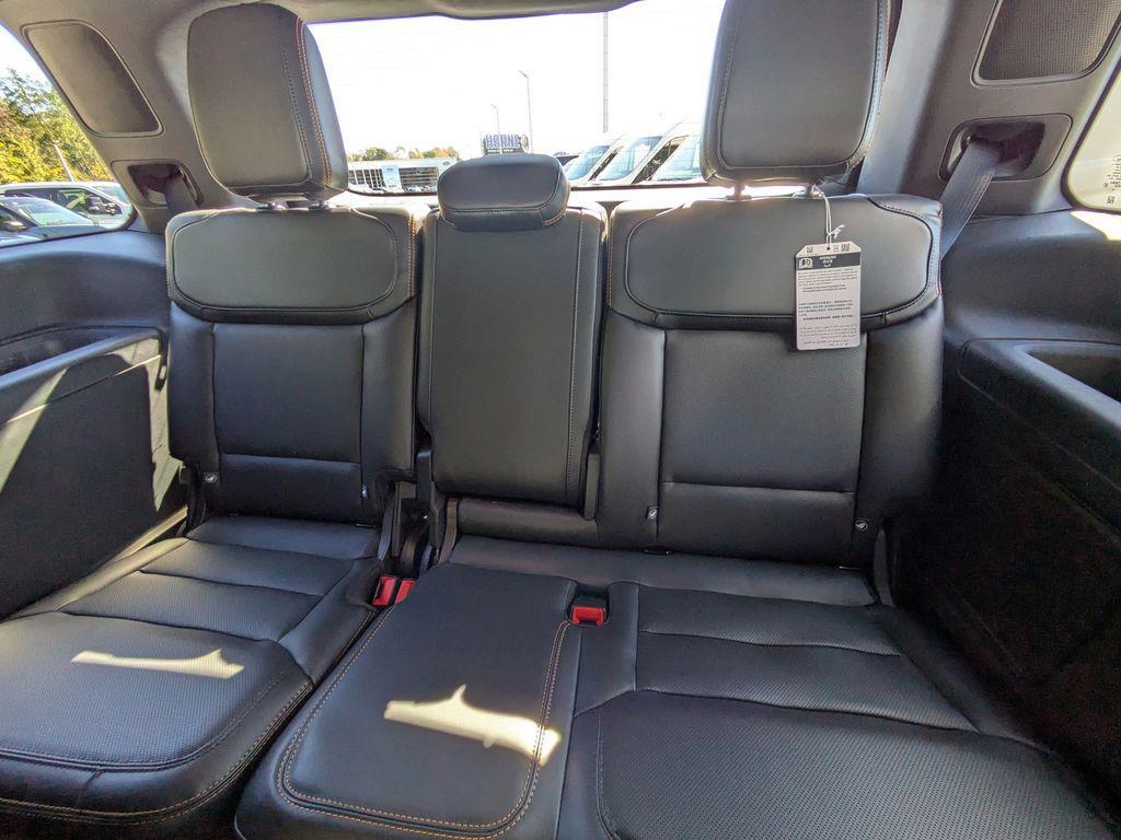 new 2025 Ford Expedition car, priced at $82,776