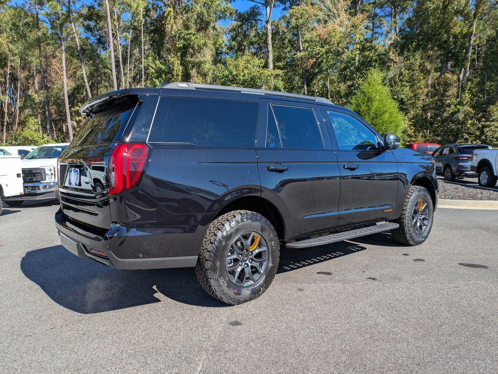 new 2025 Ford Expedition car, priced at $82,776