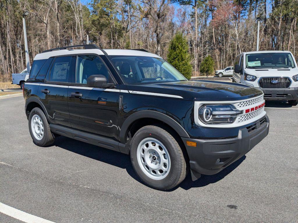 new 2025 Ford Bronco Sport car, priced at $32,215