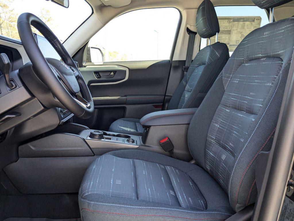 new 2025 Ford Bronco Sport car, priced at $32,215