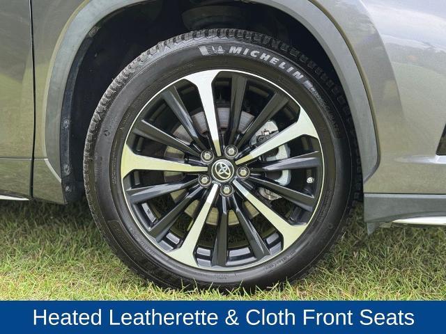 used 2022 Toyota Highlander car, priced at $30,000