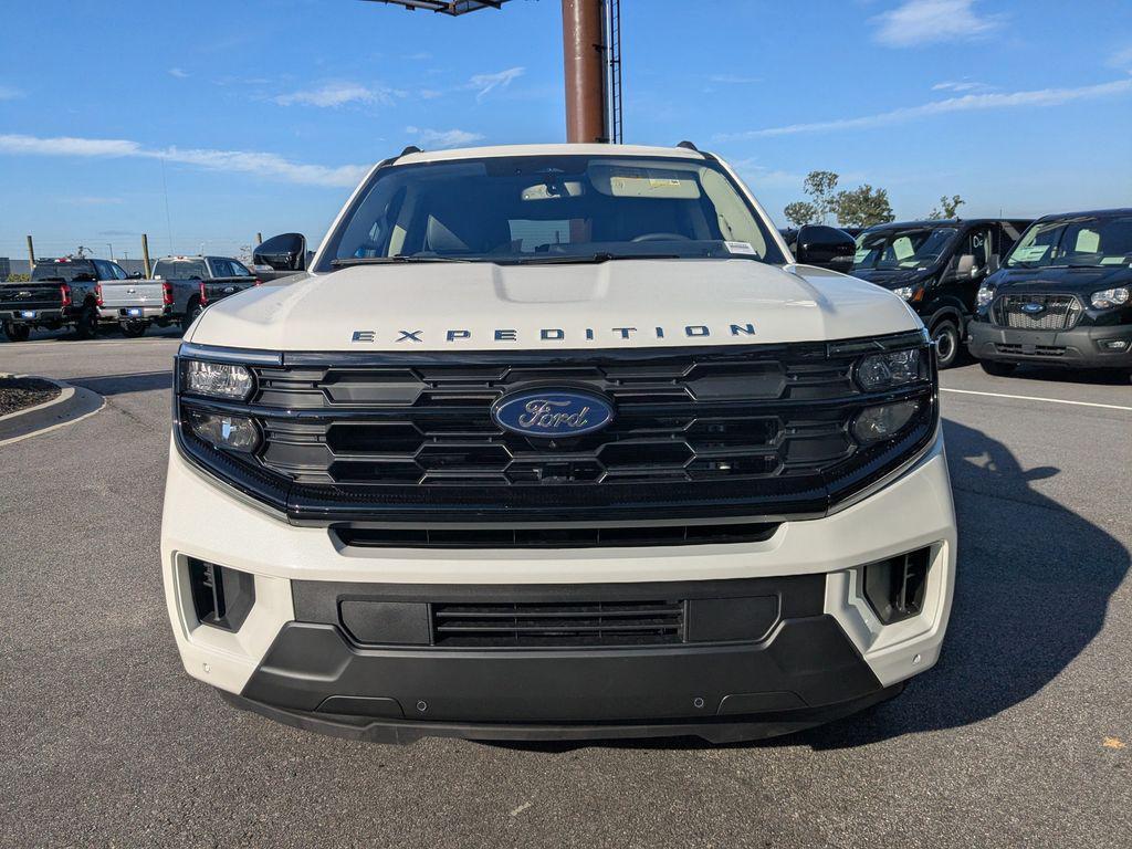 new 2025 Ford Expedition car, priced at $69,030