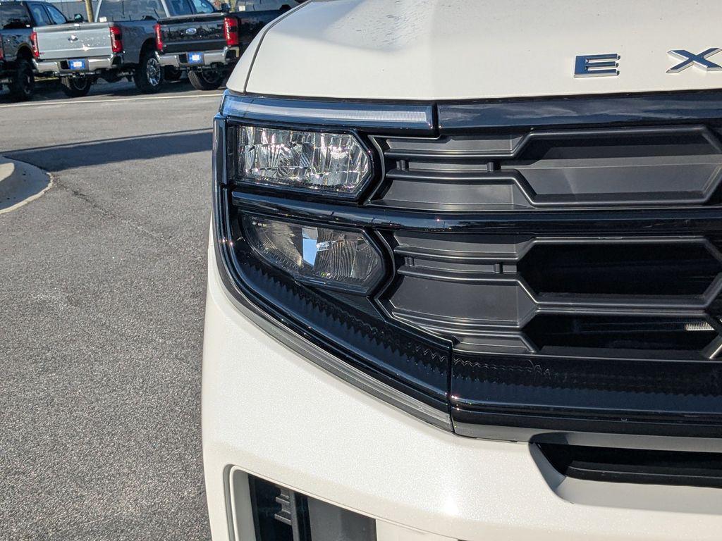 new 2025 Ford Expedition car, priced at $69,030