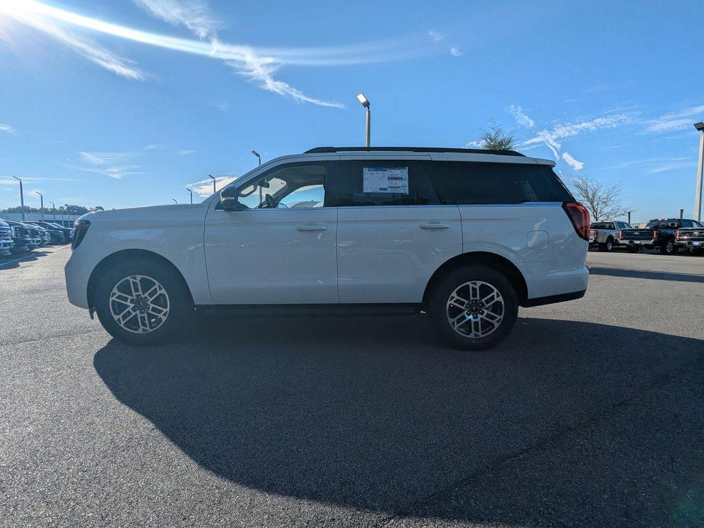 new 2025 Ford Expedition car, priced at $69,030