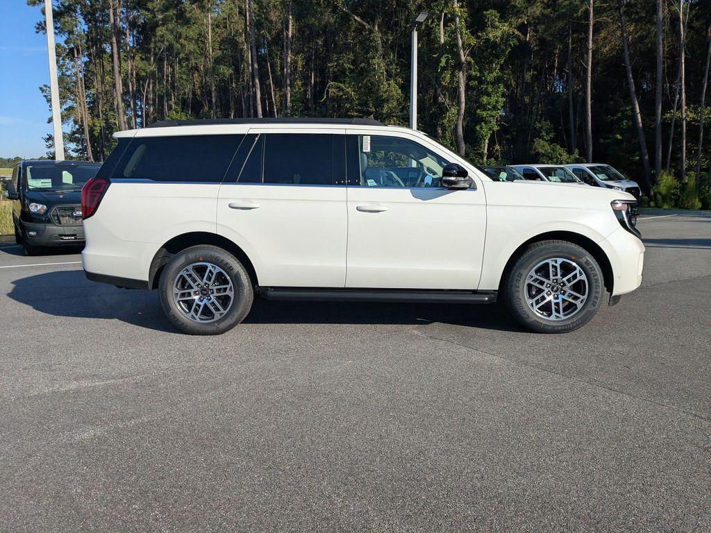 new 2025 Ford Expedition car, priced at $69,030