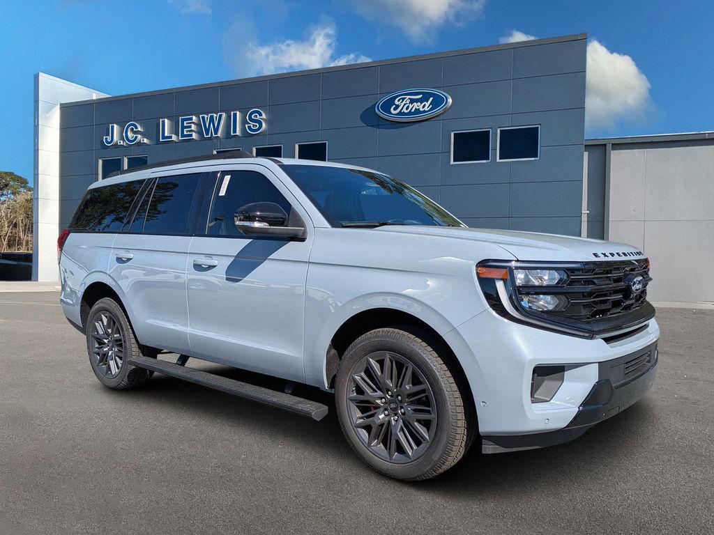 new 2025 Ford Expedition car, priced at $83,420