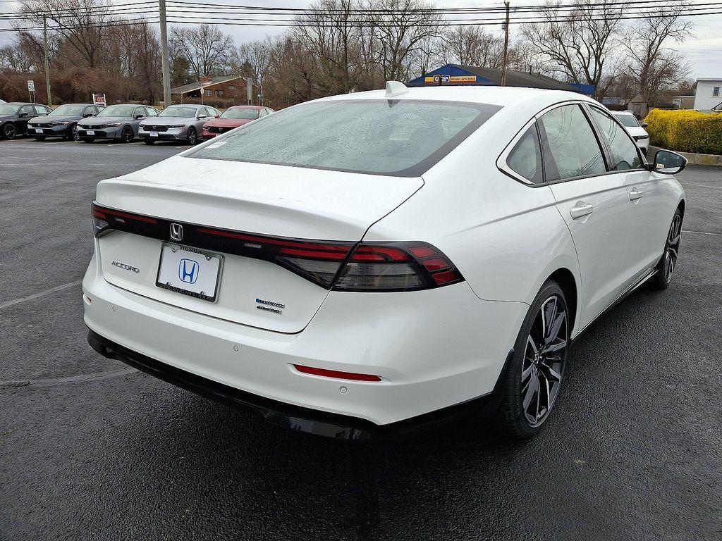 new 2025 Honda Accord Hybrid car, priced at $40,905